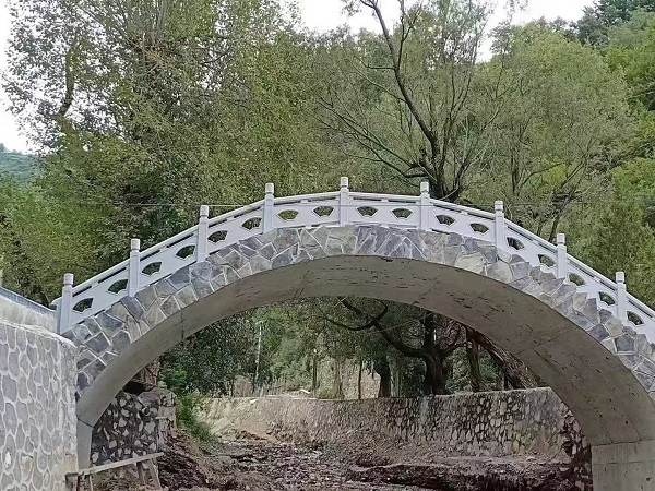 迪庆藏族自治州园林景观石栏杆